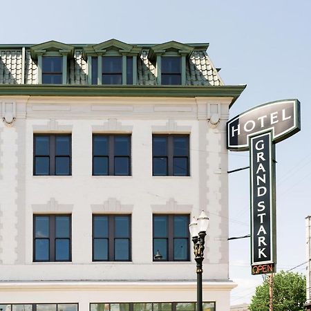 Hotel Grand Stark Portland Exteriör bild